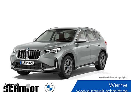 BMW iX1 xDrive30 AHK Adaptives Fahrwerk Sportsitze