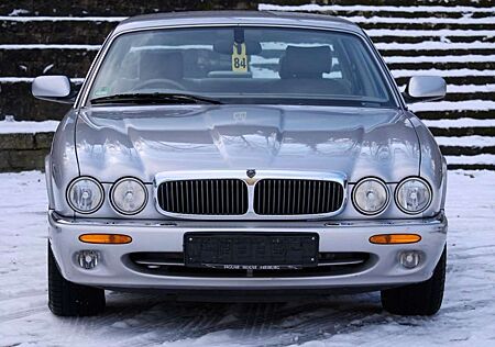 Jaguar XJ 3.2 Executive Rechtslenker 1 Jahr Garantie