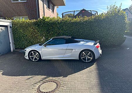 Audi R8 Spyder 5.2 FSI quattro S tronic
