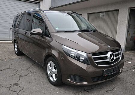 Mercedes-Benz V 220 (BlueTEC) d lang 7G-TRONIC Edition*AHK-Spur-Leder*