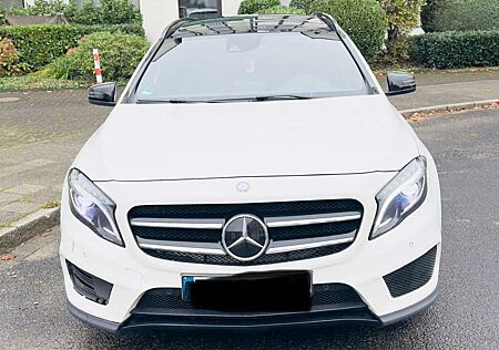 Mercedes-Benz GLA 220 d 4Matic 7G-DCT Activity Edition