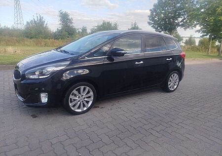 Kia Carens 1.6 GDI Dream Team Edition