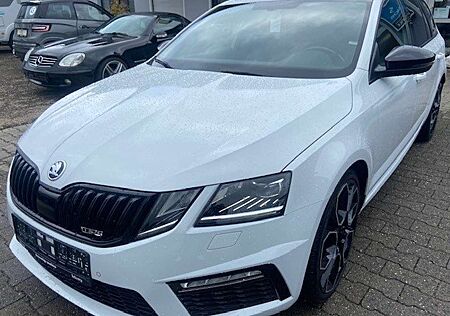 Skoda Octavia RS 245