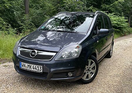 Opel Zafira 1.8 Edition