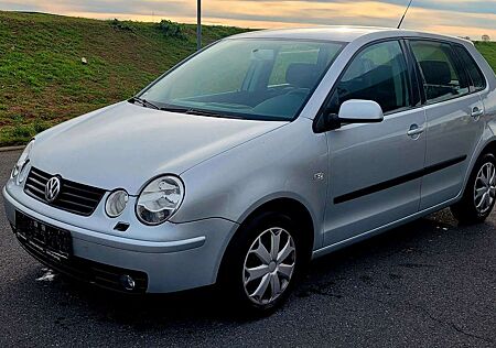 VW Polo Volkswagen 1.4 Auto Highline/TÜV.NEU/Auto/
