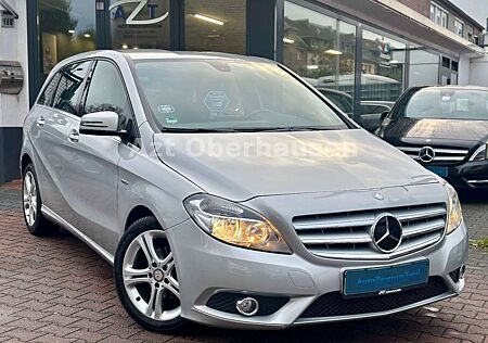 Mercedes-Benz B 180 *SCHECKHEFT VOLL BEI BENZ*TÜV NEU*NAVI*