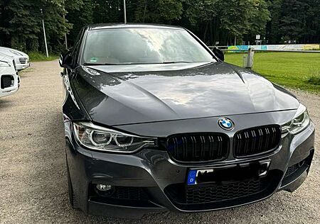 BMW 335i 335 XDrive, Service Neu