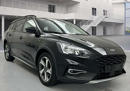 Ford Focus Turnier 1.0 EcoB Active AHK+Kamera+LED