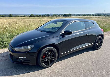 VW Scirocco Volkswagen 1.4 TSI 90 kW