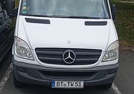 Mercedes-Benz Sprinter 215 CDI 906.613