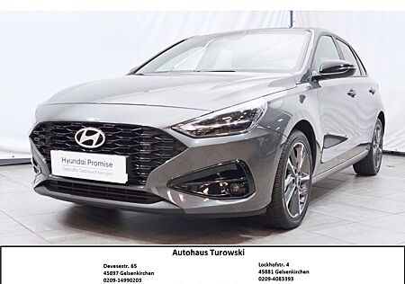 Hyundai i30 Advantage Navi Allwetterreifen PDC 1.Hand
