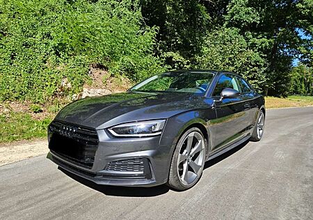 Audi A5 Coupe 40 TFSI S tronic design