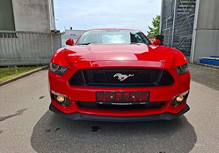 Ford Mustang 5.0 V8 Fastback GT Navi Kamra Leder