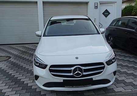 Mercedes-Benz B 200 d URBAN / PROGRESSIVE-PAKET