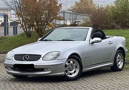 Mercedes-Benz SLK 200 Kompressor 1 Hand guter Zustand Tüv Neu