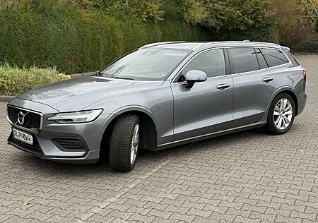 Volvo V60 gebraucht kaufen Volvo V60 Momentum Business Top Zustand
