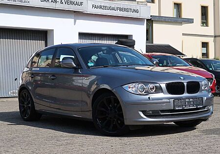 BMW 118 i *AUTOMATIK *LEDER *XENON *NAVI