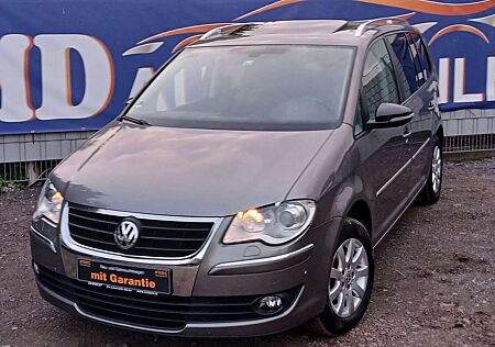 VW Touran Volkswagen 2,0TDI Highline *DSG*AHK*XENON*KLIMA*HU/TÜV NEU