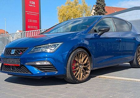 Seat Leon Cupra 300 PS auf 19 Zoll