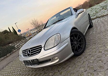 Mercedes-Benz SLK 200 Kompressor guter Zustand Tüv Neu