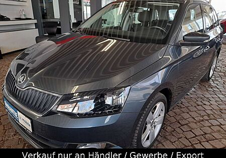 Skoda Fabia Combi Style*NAVI*KAMERA*AHK*