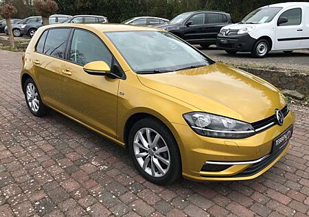 VW Golf Volkswagen VII Lim.*AHK*Sitzhz*Kamera*Bluetooth*