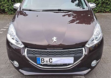 Peugeot 208 82 VTI Style