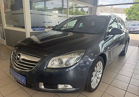 Opel Insignia Sports Tourer 2.0 CDTI Cosmo Auto AHK