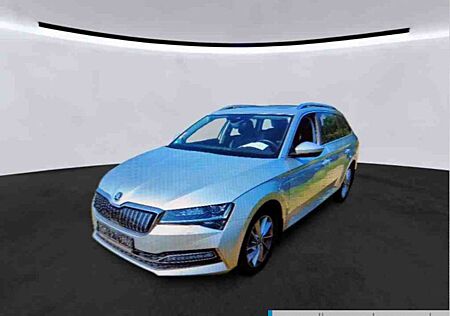 Skoda Superb Combi 1.4 TSI DSG Hybrid Style AHK Navi P