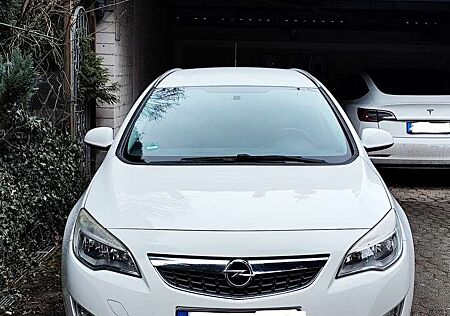 Opel Astra Design Edition