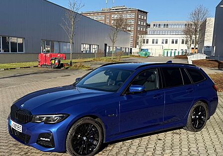 BMW 330e 330 Touring Aut. M Sport inkl. Wart.