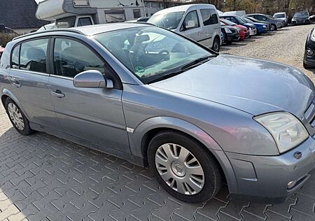 Opel Signum 2.0 Turbo  175 PS
