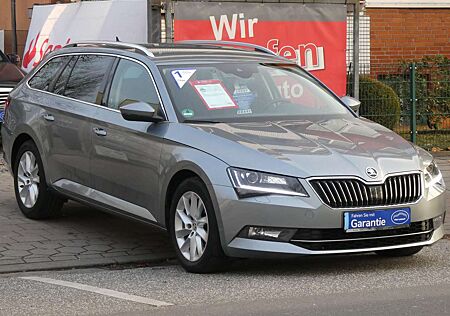 Skoda Superb Combi 2.0 TSI DSG Style 1.Hand TÜV NEU
