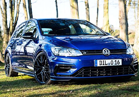 VW Golf R Volkswagen Golf VII R 4Motion BlueMotion Technology)