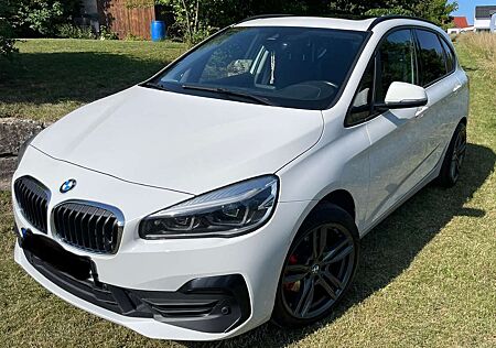 BMW 220i 220 Active Tourer Sport-Aut. Luxury Line