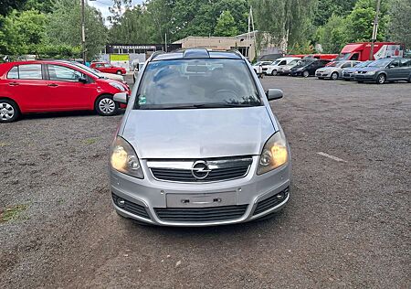 Opel Zafira 2.2 Automatik