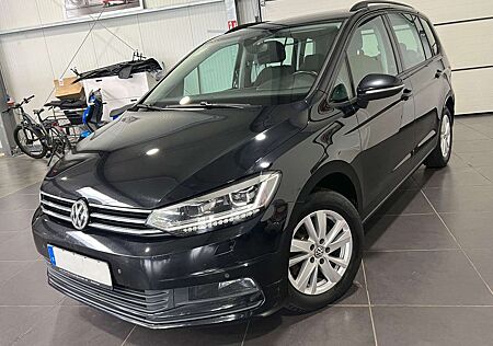 VW Touran Volkswagen 2.0 TDi Automatik **Navi*AHK*ACC*SHZ**