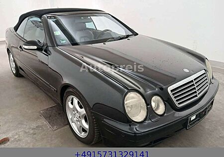 Mercedes-Benz CLK 320 AVANTGARDE Cabrio Automatik Leder PDC SH