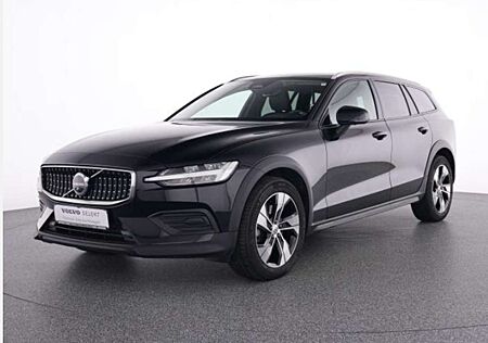 Volvo V60 Cross Country B4 D AWD Plus+GSD+WP+FAP+Navi