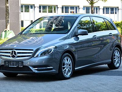 Mercedes-Benz B 200 7G-DCT| 1. HAND| BI-XENON| KAMERA|NAVI|PDC