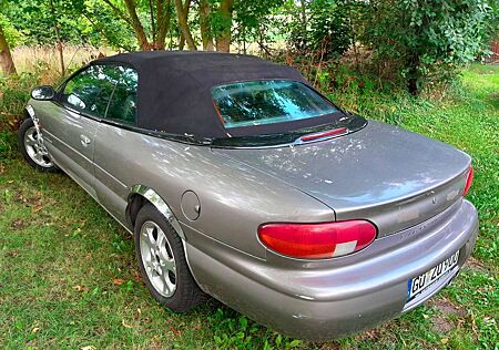Chrysler Stratus LX 2.5