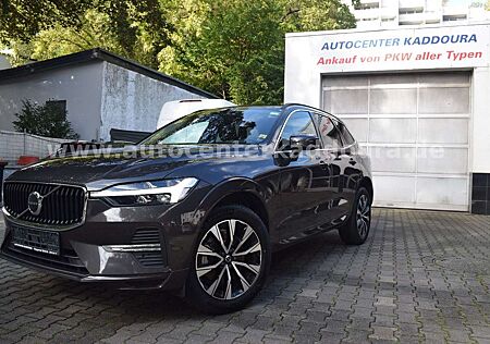 Volvo XC 60 XC60 B4Core,Blis ACC,19"ALU,Googel-Navi,Kamera,