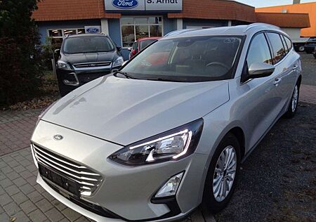 Ford Focus Turnier 1.0 EcoBoost Hybrid TITANIUM