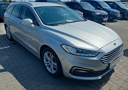 Ford Mondeo Turnier Titanium*LED*Kamera*Navi*AHK*Memo