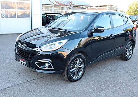Hyundai ix35 2.0 CRDi Style 4WD Automatik Kamer_Navi_Xen