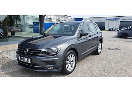 VW Tiguan Volkswagen 2.0 TDI Highline+LED+NAVI+18