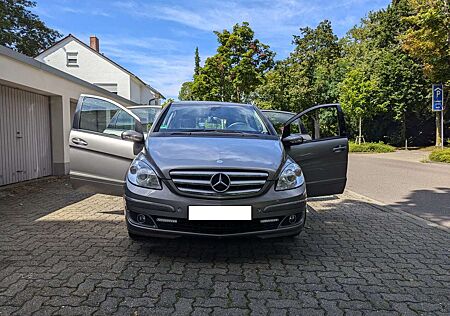 Mercedes-Benz B 200 B+200+CDI