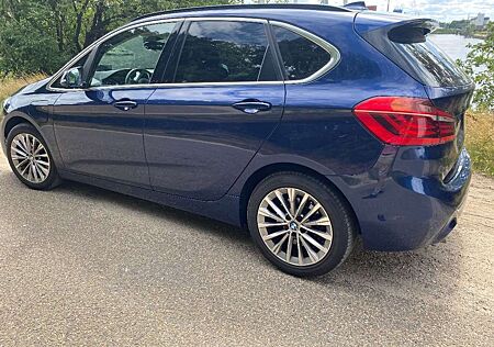 BMW 225 XE Performance Active tourer Luxury line