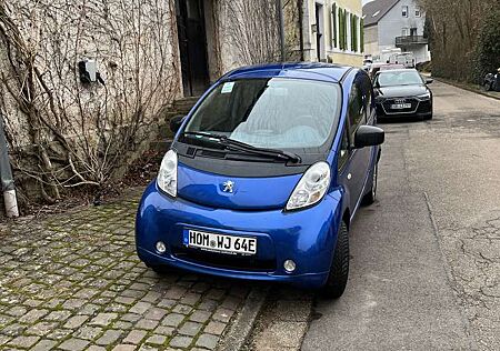 Peugeot iOn Modell 2017