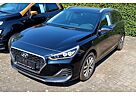 Hyundai i30 Kombi 1.0 T-GDI YES!+ LED KAMERA PPS NAVI M+S